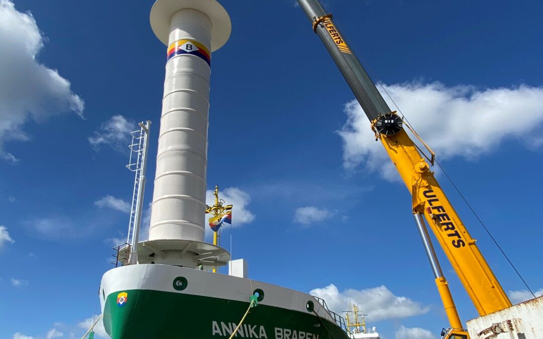 Schiff mit Windrotor ausgestattet – Zusätzliches Antriebssystem soll Treibstoffverbrauch auf den Meeren reduzieren