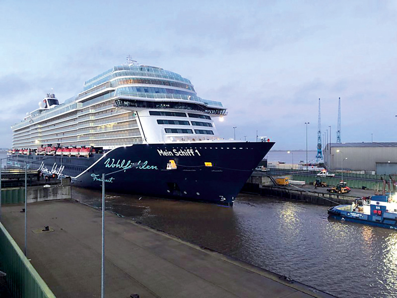 Doppelte Dockschleusung für „Mein Schiff 1“