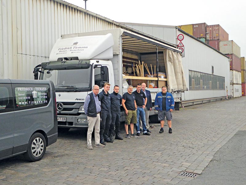 Das Hilfsteam der Bremischen Hafenwirtschaft für die Opfer der Flutkatastrophe