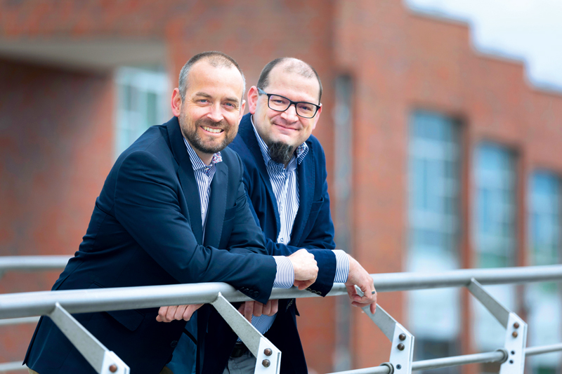 Portrait von Karsten Schumacher und Simeon Hiertz