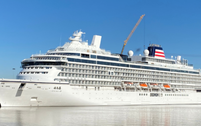 Meyer-Werft lässt Kreuzfahrtschiffe in Emden endausrüsten
